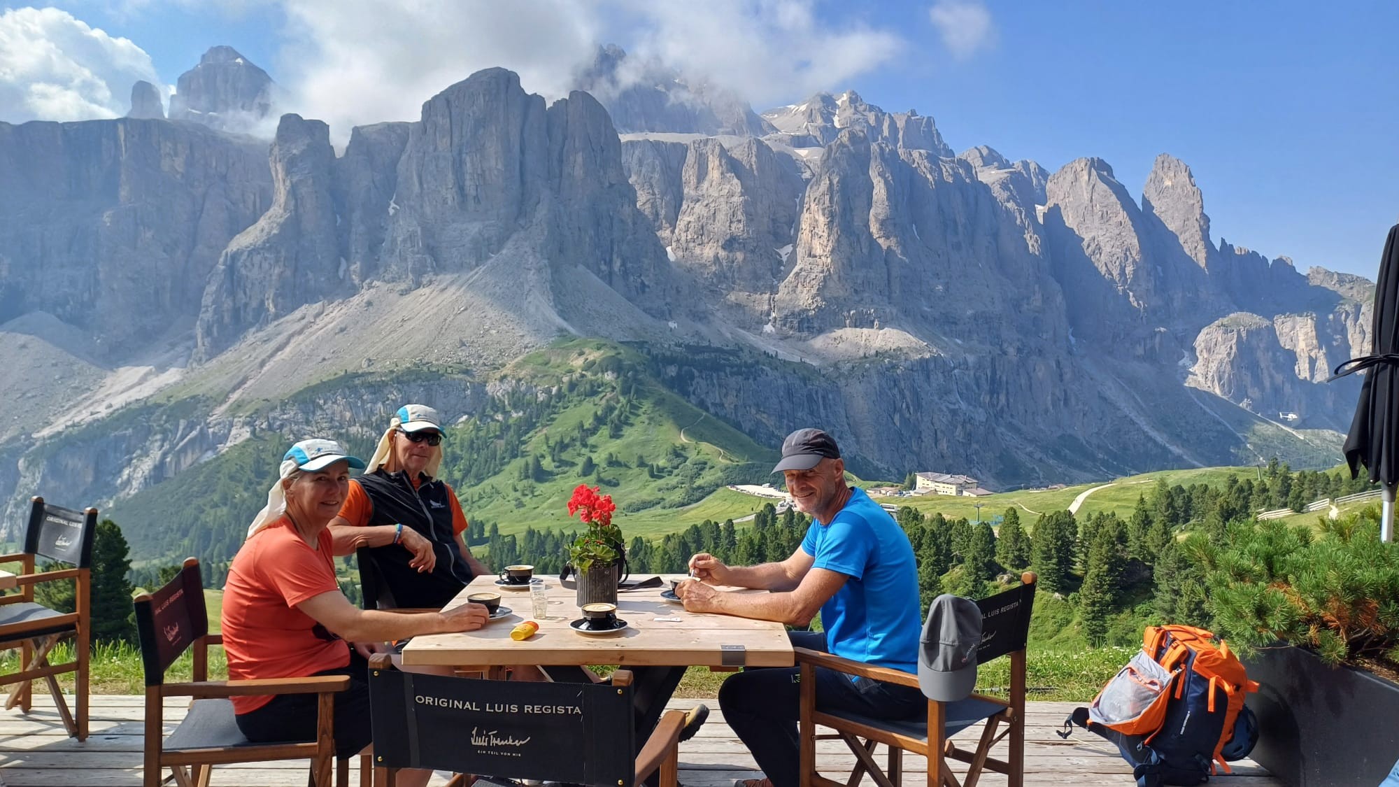 Coffee stop at Rifugio Jimmi