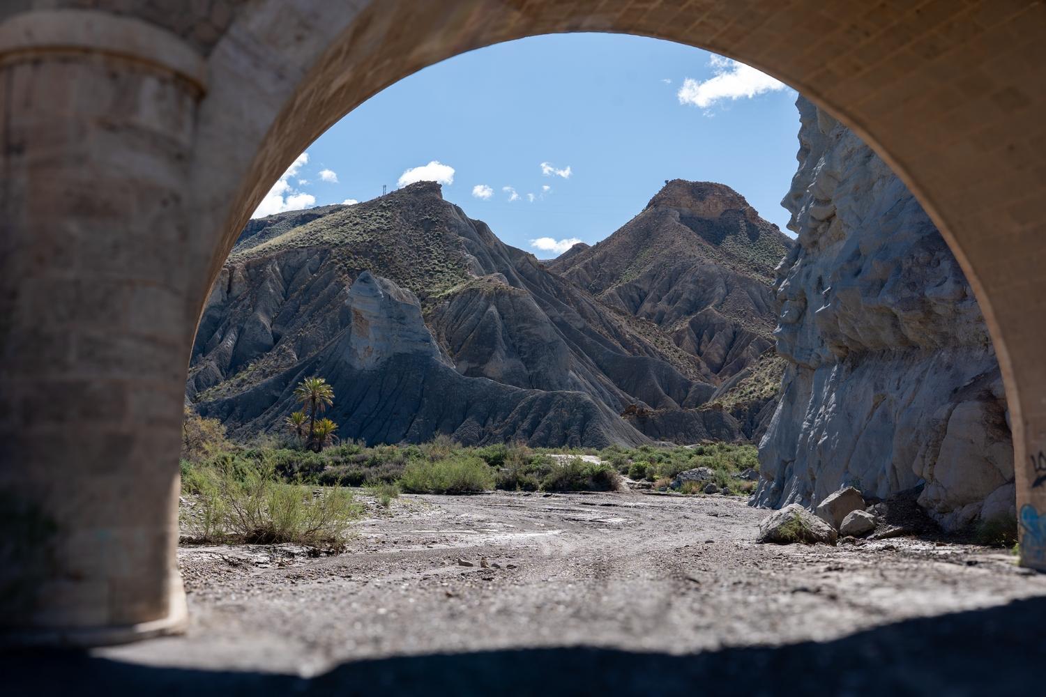 A natural frame, well sort of natural. In fact this is a motorway bridge! But gives a nice framework for the interesting scenery behind