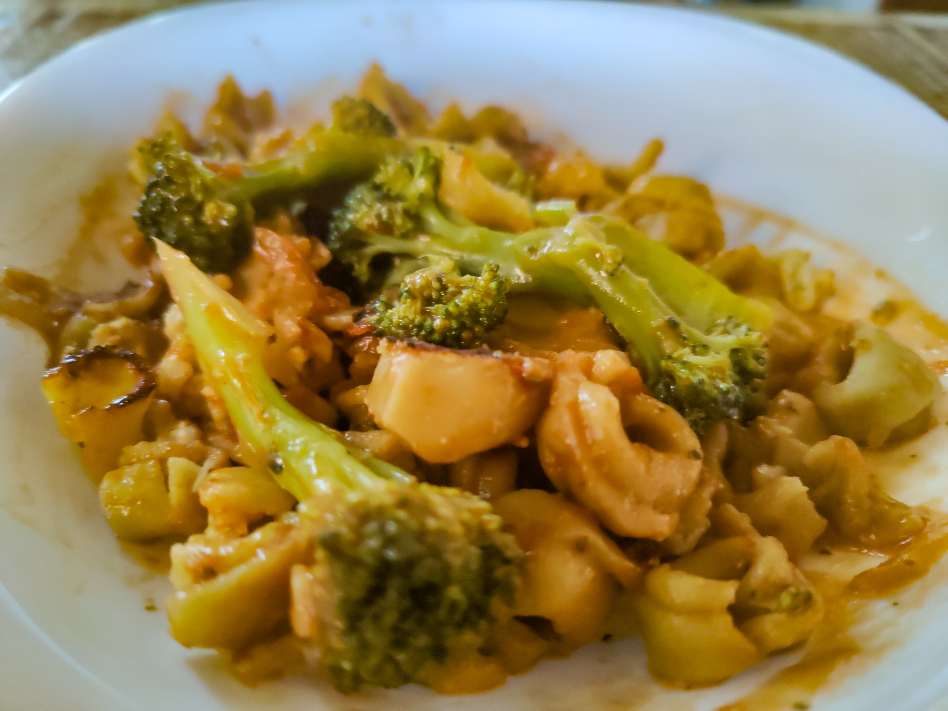 Pasta, Italian sauce packet, onions & broccoli mixed together